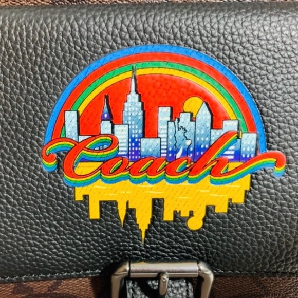 Unisex Coach Hudson Crossbody In Signature Canvas With Rainbow Patch - Picture 2 of 11